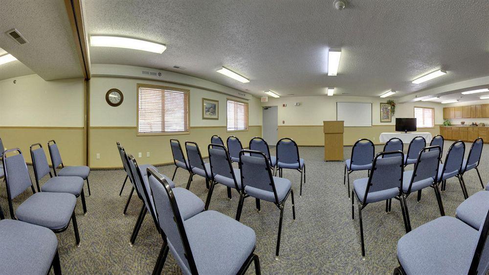 Super 8 By Wyndham Lincoln North Ξενοδοχείο Εξωτερικό φωτογραφία