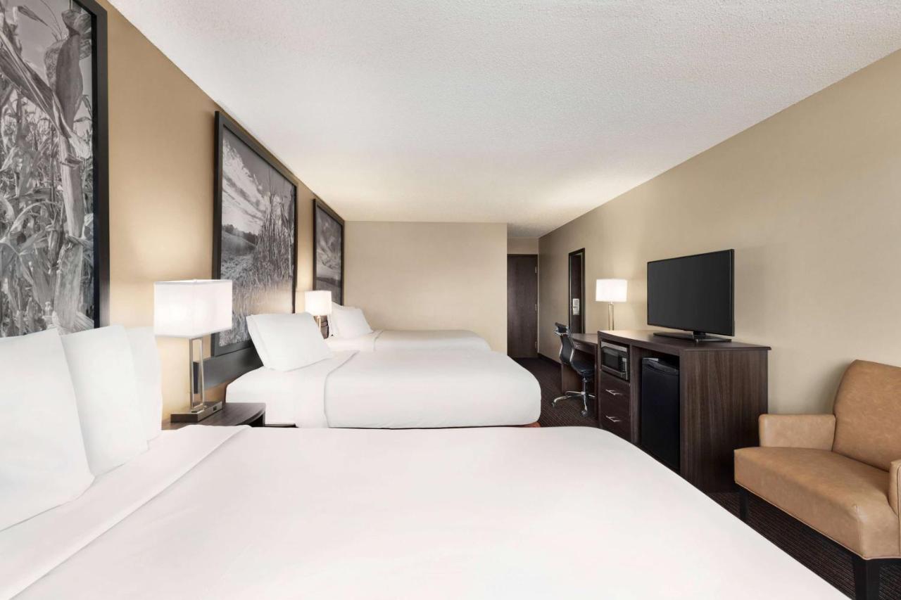 Super 8 By Wyndham Lincoln North Ξενοδοχείο Εξωτερικό φωτογραφία