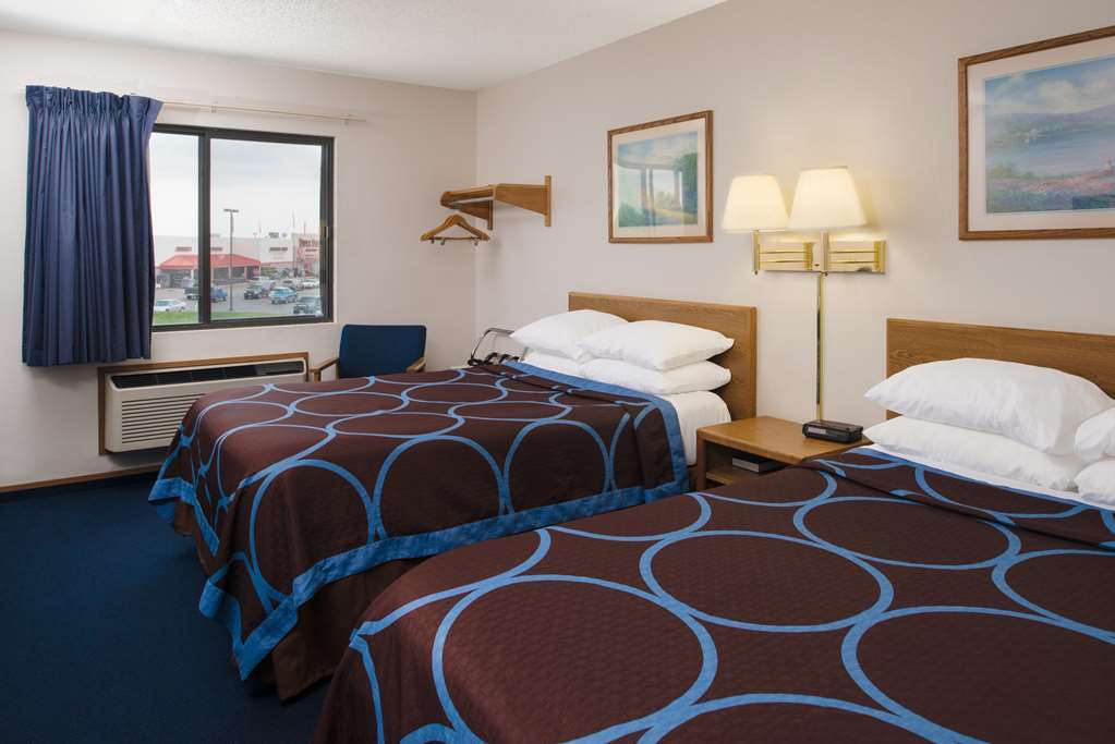 Super 8 By Wyndham Lincoln North Ξενοδοχείο Δωμάτιο φωτογραφία